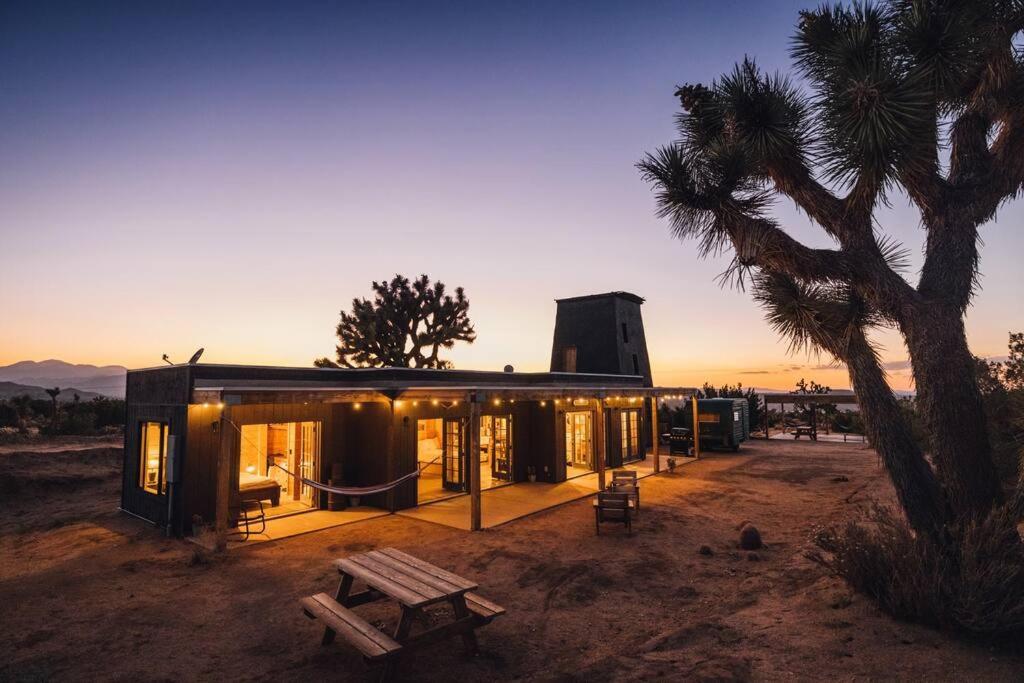 Joshua Tree Hidden Tower * Views - Landmark Yucca Valley Esterno foto